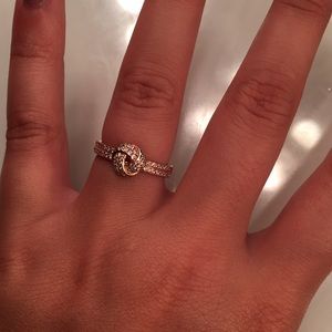 Sparkling Love Knot Ring, PANDORA Rose™ & Clear CZ